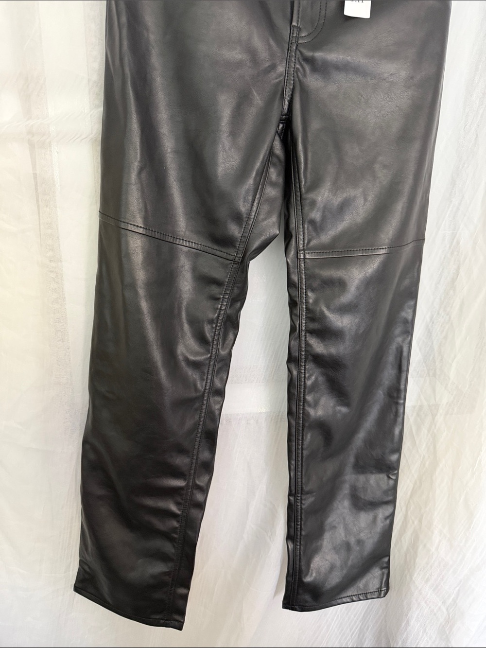 GAP Vegan Leather Cheeky Straight Pants Black High Rise NWT Size 27 / 4R - Picture 8 of 10